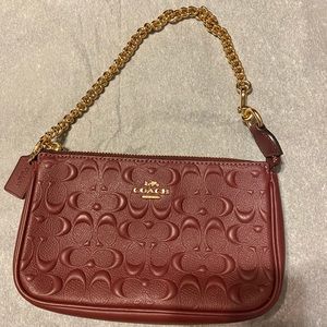 COACH LARGE WRISTLET SIG. LEATHER WINE NWT